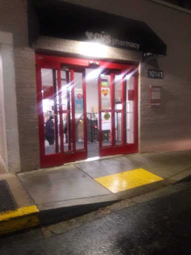 Shopping Mall «Woodmoor Shopping Center», reviews and photos, 10115 Colesville Rd, Silver Spring, MD 20901, USA