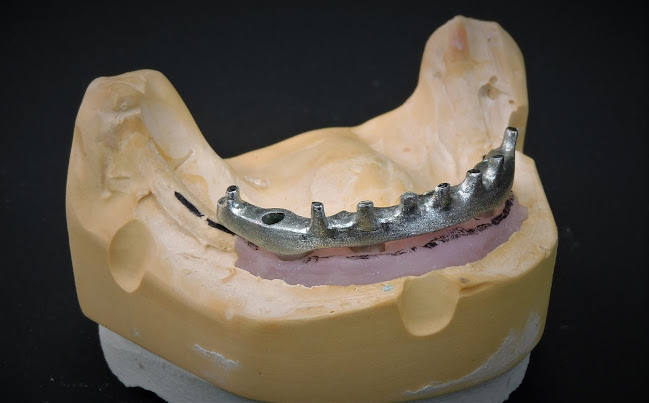 Comentarios y opiniones de TecniDental Laboratorio Dental