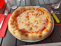 Pizza du Pizzeria La trattoria des cascades à Le Frasnois - n°10