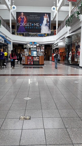 Shopping Mall «Lincolnwood Town Center», reviews and photos, 3333 Touhy Ave, Lincolnwood, IL 60712, USA