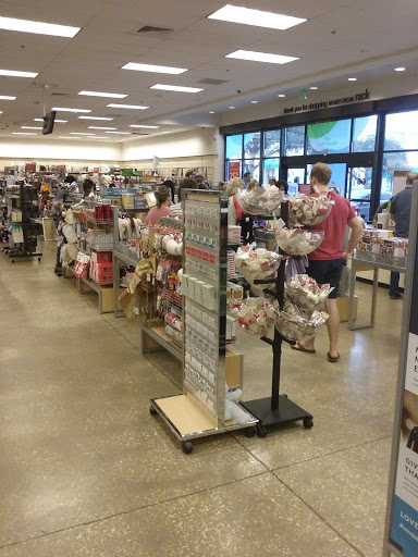 Department Store «Nordstrom Rack Gateway», reviews and photos, 9607 Research Blvd, Austin, TX 78759, USA