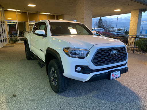 Toyota Dealer «Auburn Toyota», reviews and photos, 800 Nevada St, Auburn, CA 95603, USA