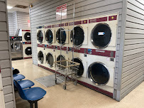 Coin Laundry - Photo 2 - Car repair in Brandon, FL, Tampa