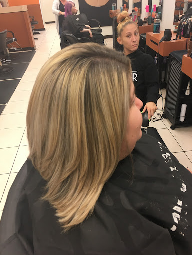 Hair Salon «Hair Cuttery», reviews and photos, 6416 Carlisle Pike Ste 1300, Mechanicsburg, PA 17050, USA