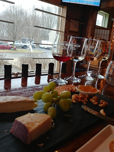 Winery «Powell Village Winery», reviews and photos, 50 Liberty St, Powell, OH 43065, USA