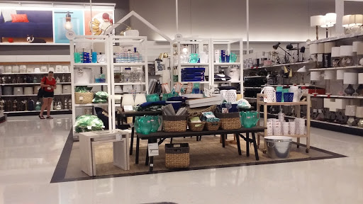 Department Store «Target», reviews and photos, 111 Pioneer Trail, Chaska, MN 55318, USA