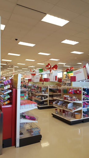 Department Store «Target», reviews and photos, 975 Rockland Rd, Lake Bluff, IL 60044, USA