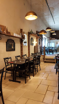Atmosphère du Restaurant La Taverne de Lou Castelou à La Roque-Gageac - n°6