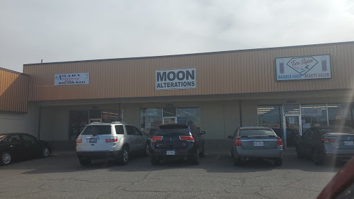 Moon's Gift Shop