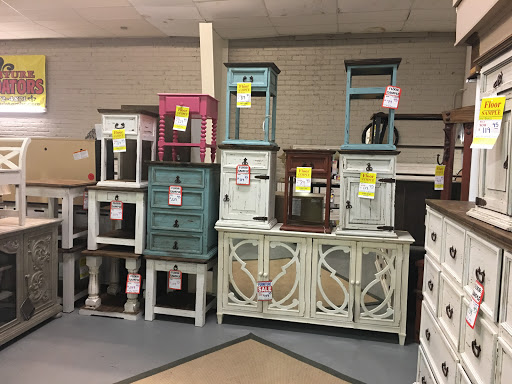 Furniture Store «Furniture Liquidators», reviews and photos, 16818 Florida Blvd, Baton Rouge, LA 70819, USA