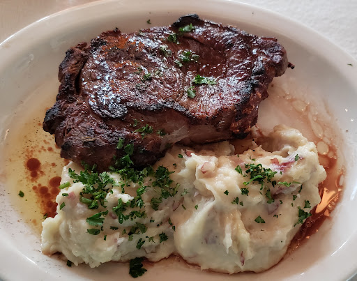 Family Restaurant «California Dreaming Restaurant», reviews and photos, 401 Main St, Columbia, SC 29201, USA