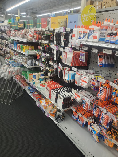 Office Supply Store «Staples», reviews and photos, 550 Market Pl Blvd, Hamilton Township, NJ 08691, USA