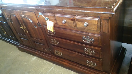 Consignment Shop «The Wherehouse ?», reviews and photos, 4618 Market St, Wilmington, NC 28405, USA