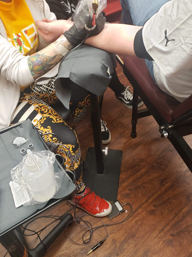 Tattoo Shop «Ink Gallery Tattoo», reviews and photos, 1019 Gallatin Pike S C, Madison, TN 37115, USA