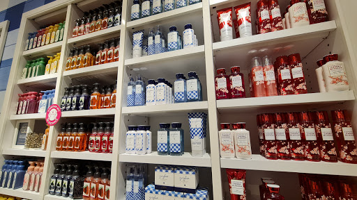 Outlet Mall «Nebraska Crossing Outlets», reviews and photos, 21209 Nebraska Crossing Dr, Gretna, NE 68028, USA