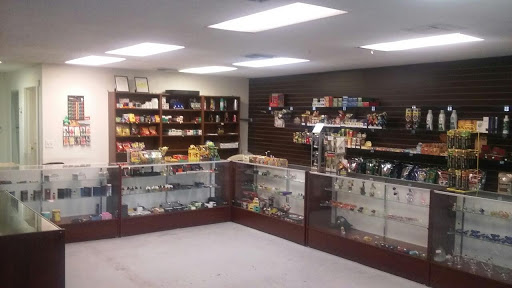 Tobacco Shop «Finesse Smoke Shop», reviews and photos, 5040 E McDowell Rd, Phoenix, AZ 85008, USA