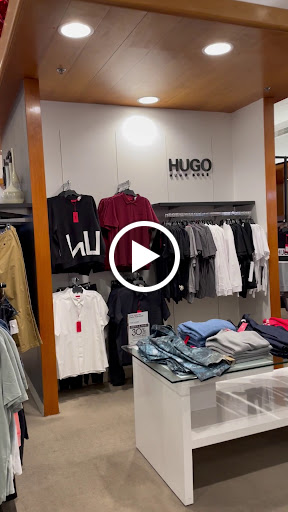 Shopping Mall «Shops On Lake Avenue», reviews and photos, 345 S Lake Ave, Pasadena, CA 91101, USA