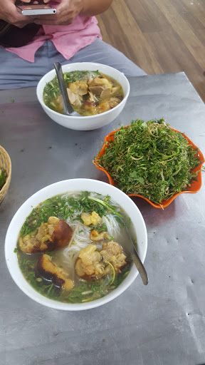 Quán Bún Bung Bún Giả Cầy Đền Hai Bà