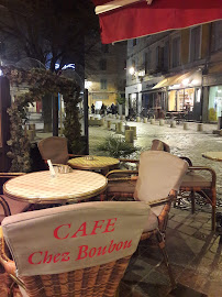 Atmosphère du Restaurant servant le petit-déjeuner Café de la Roquette à Arles - n°4