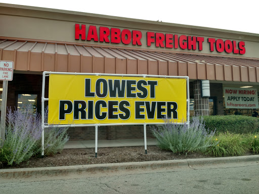 Hardware Store «Harbor Freight Tools», reviews and photos, 940 W Dundee Rd, Arlington Heights, IL 60004, USA