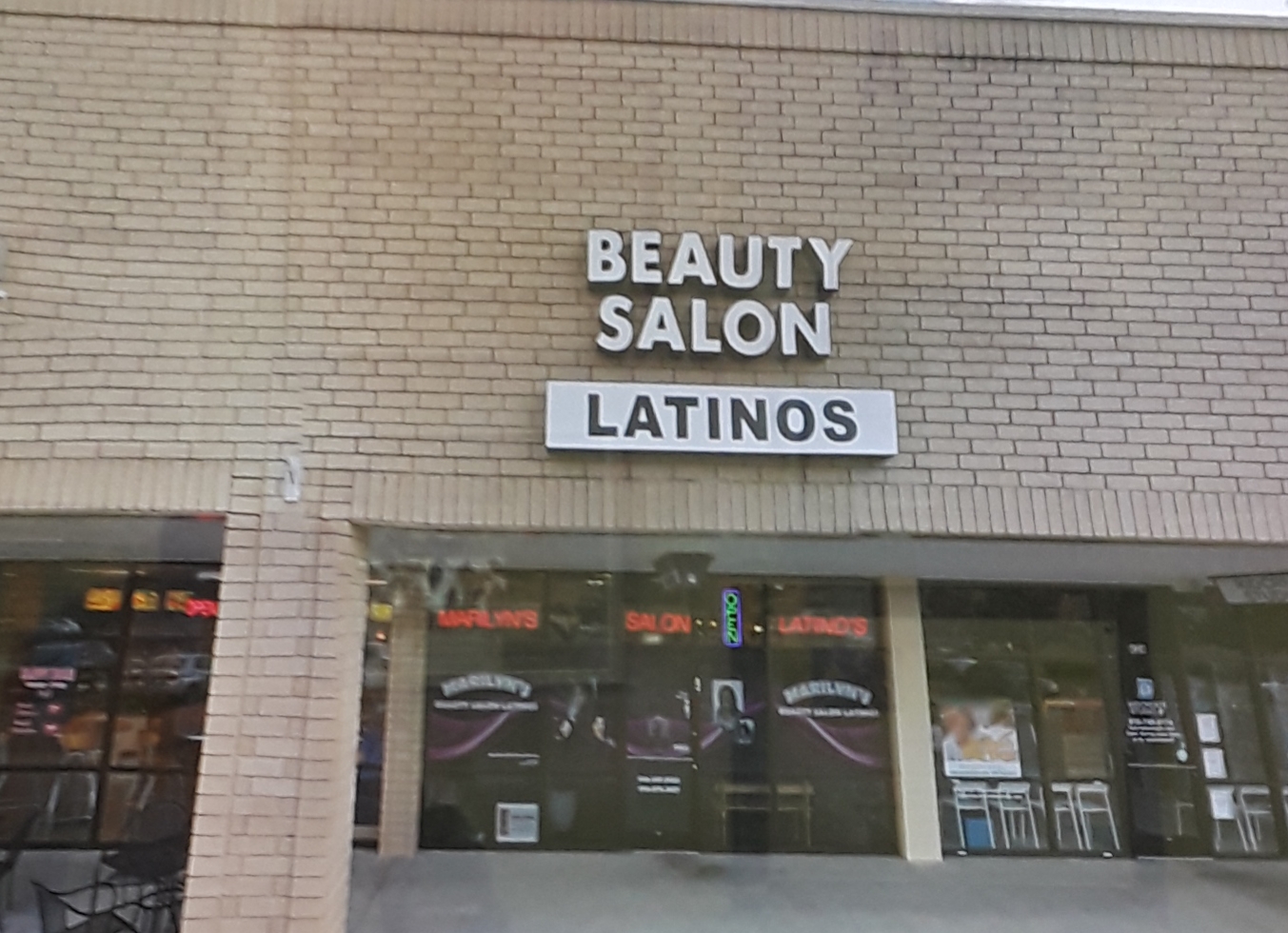 Marilyn's Beauty Salon Latinos