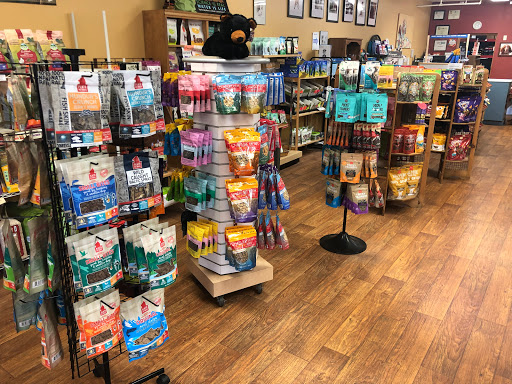 Pet Supply Store «Leash On Life», reviews and photos, 432 IA-1, Iowa City, IA 52246, USA