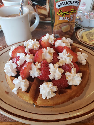 Shopping Mall «Forest Promenade Shopping Center», reviews and photos, 965 Richmond Ave, Staten Island, NY 10314, USA