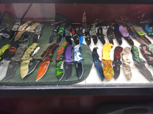 Second Hand Store «North Lake Marketplace», reviews and photos, 110 E Prairie St, Warsaw, IN 46580, USA