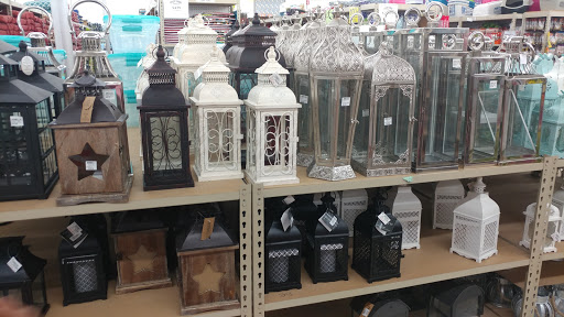 Home Goods Store «Old Time Pottery», reviews and photos, 1870 N Kings Hwy, Myrtle Beach, SC 29575, USA