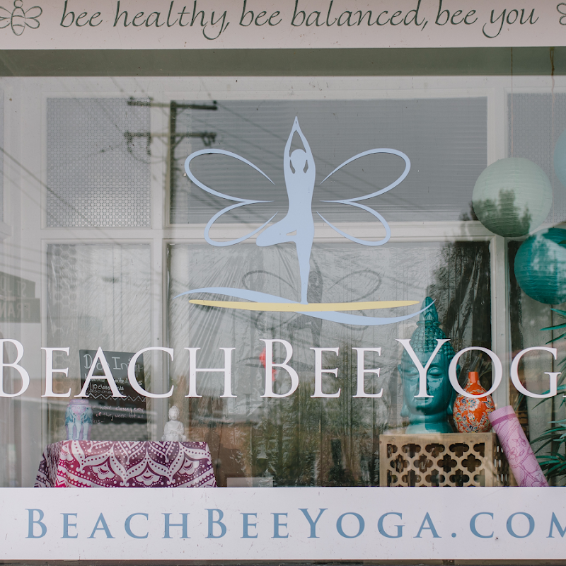 BeachBee Yoga and SUP