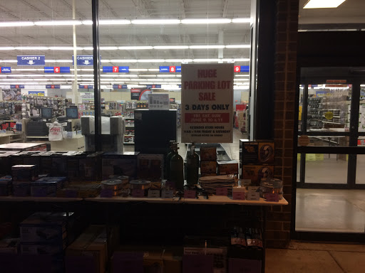 Hardware Store «Harbor Freight Tools», reviews and photos, 6324 Northwest Hwy, Crystal Lake, IL 60014, USA