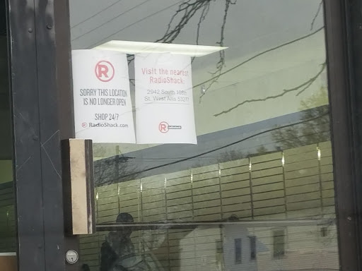 Electronics Store «RadioShack», reviews and photos, 1844 S 15th St, Milwaukee, WI 53204, USA