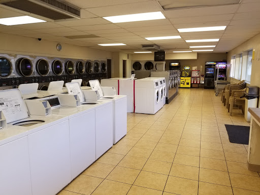 Laundromat «College Mart Laundromat», reviews and photos, 1106 W Nob Hill Blvd, Yakima, WA 98902, USA