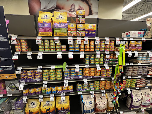 Pet Supply Store «Petco Animal Supplies», reviews and photos, 1009 E Commercial Blvd, Oakland Park, FL 33334, USA