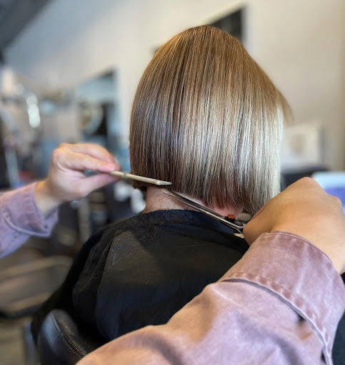 Beauty Salon «Michael Thomas Hair Design», reviews and photos, 5032 Airport Pulling Rd N, Naples, FL 34105, USA