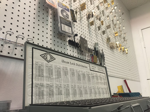 Locksmith «California Locksmith Company», reviews and photos, 629 E Pacific Coast Hwy, Long Beach, CA 90806, USA