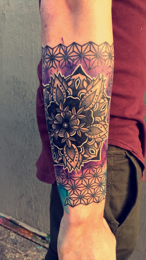 Tattoo Shop «Certified Customs Tattoo & Piercing», reviews and photos, 120 S Broadway, Denver, CO 80209, USA