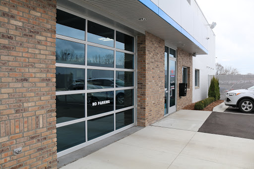 Auto Body Shop «Moran Collision Center», reviews and photos, 43774 N Gratiot Ave, Charter Twp of Clinton, MI 48036, USA