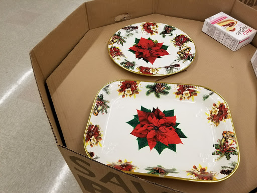 Shopping Mall «Pantops Shopping Center», reviews and photos, 250 Free Bridge Ln, Charlottesville, VA 22911, USA