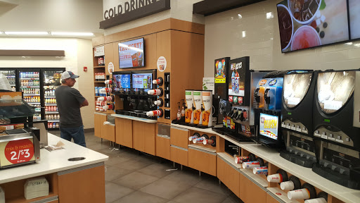 Convenience Store «Pilot Travel Center», reviews and photos, 921 Murfreesboro Rd, Lebanon, TN 37090, USA