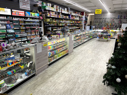 Convenience Store «SMOKERS TOWN», reviews and photos, 205 2nd Loop Rd, Florence, SC 29505, USA
