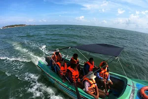 Boat Trip Kalpitiya | Dolphin Watching image