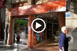 L'Aventura | La botiga escolta d’equipament de muntanya a València image