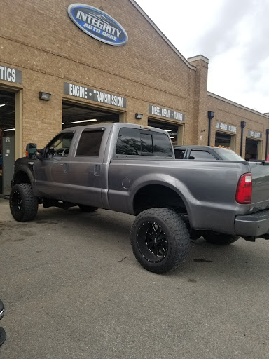 Auto Repair Shop «Integrity Auto Care», reviews and photos, 901 S Riverside Dr a, Clarksville, TN 37040, USA