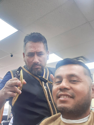 Barber Shop «CANEVARO BARBERSHOP», reviews and photos, 32 5th Ave, Bay Shore, NY 11706, USA