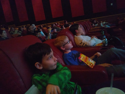 Movie Theater «AMC Deptford 8», reviews and photos, 1740 Clements Bridge Rd, Deptford Township, NJ 08096, USA