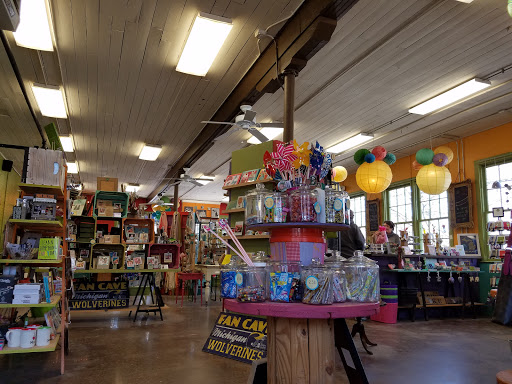 Shopping Mall «Kerrytown Market & Shops», reviews and photos, 407 N 5th Ave, Ann Arbor, MI 48104, USA