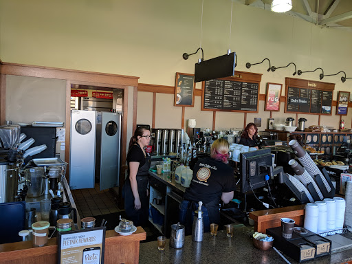 Coffee Shop «Starbucks», reviews and photos, 125 Petaluma Blvd N, Petaluma, CA 94952, USA