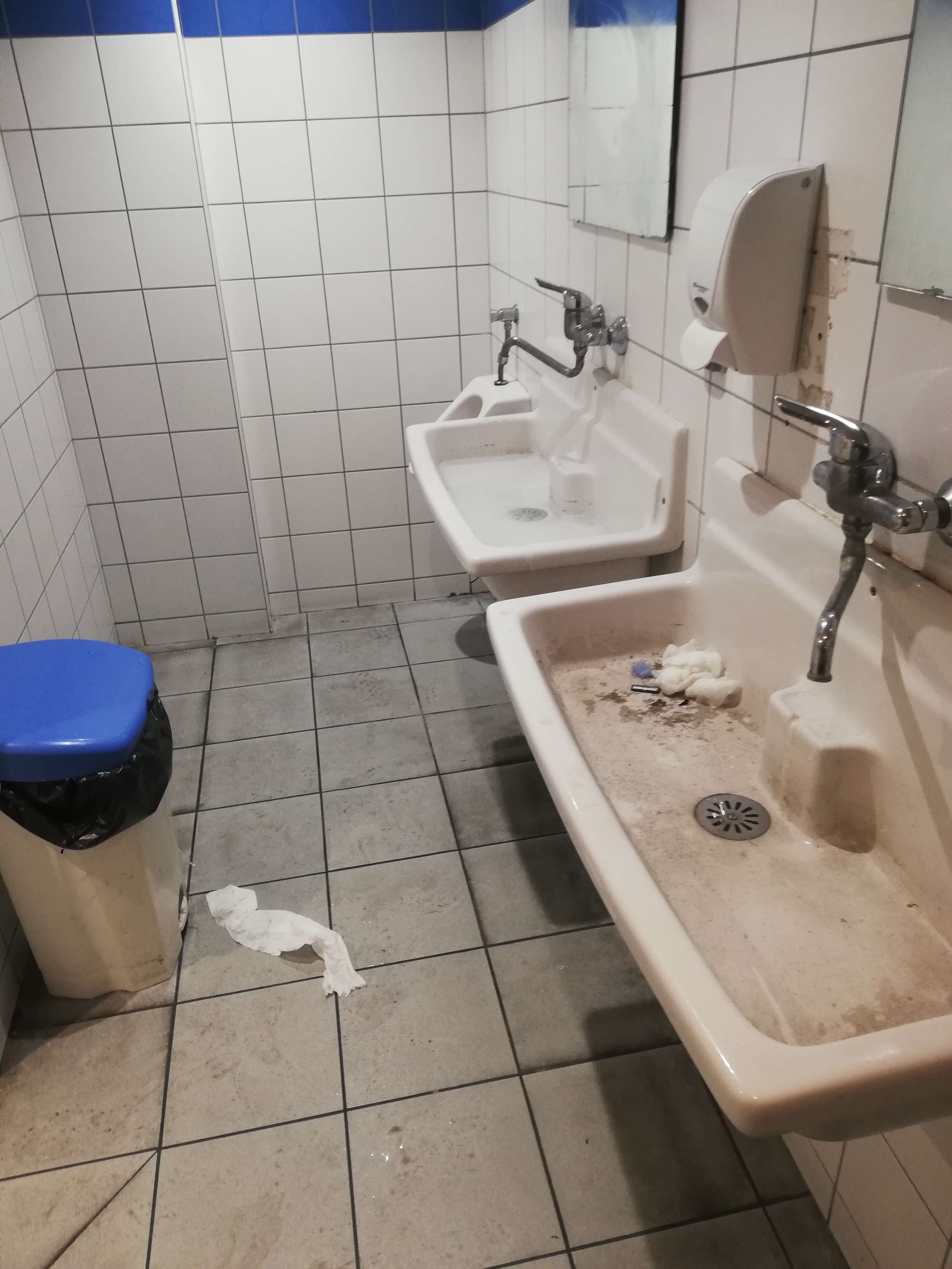 Photo n° 8 de l'avis de ovidiu.u fait le 18/03/2022 à 18:57