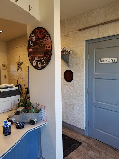 Auto Repair Shop «Mander Automotive Service», reviews and photos, 14297 Old Bandera Rd, Helotes, TX 78023, USA